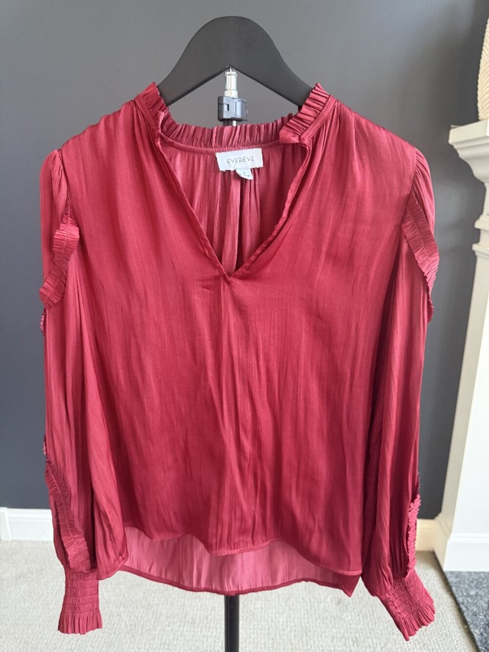 Evereve Berry Satin Ruffle Sleeve Blouse Size S